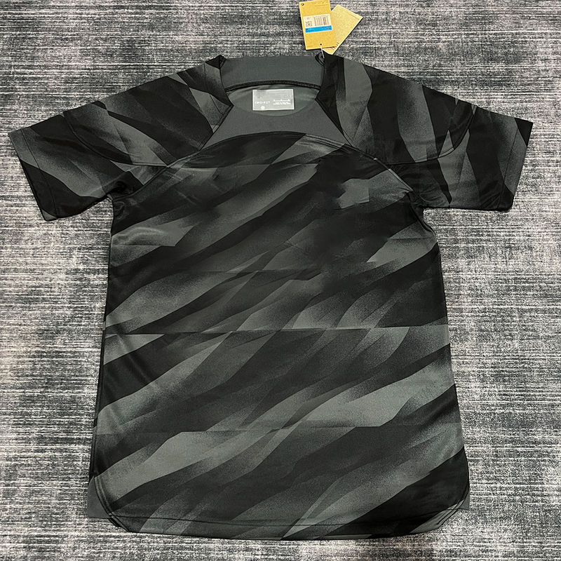 100% Polyester Fiber Long Lasting Black Fan Football Jersey