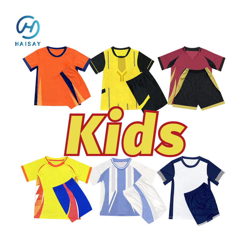 145gsm Fabric Kids Soccer Jerseys With Snug-fitting Shirt And Elastic Waistband Shorts